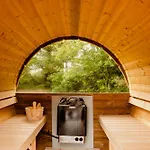 Bright And Lovely Summerhouse In بيت للعطل