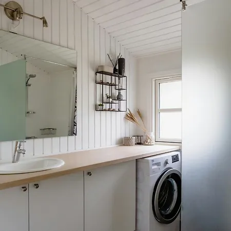 Bright And Lovely Summerhouse In