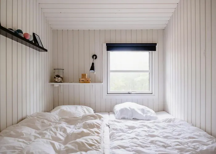 Dom wakacyjny Bright And Lovely Summerhouse In