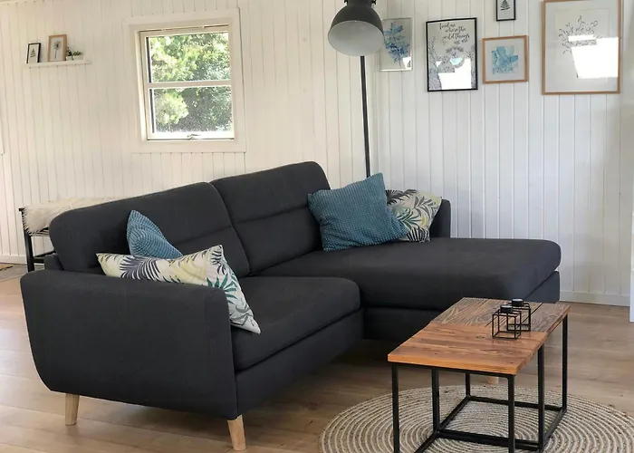Bright And Lovely Summerhouse In
